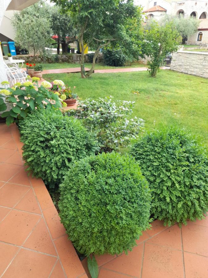 Villa Iva Poreč Eksteriør bilde